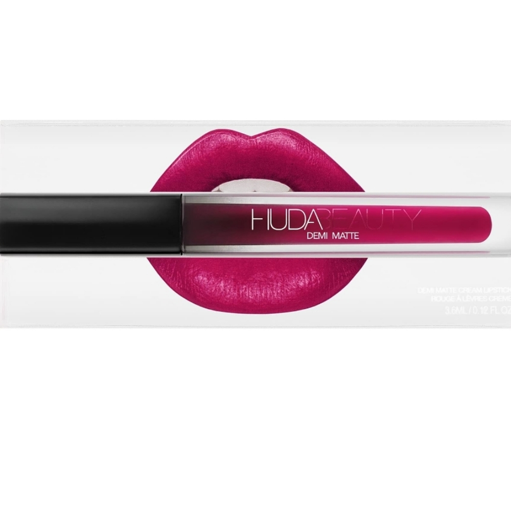 HUDA BEAUTY DEMI MATTE LIQUID LIPSTICK:PASSIONISTA